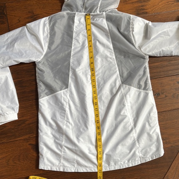 White hoodie rain jacket - Picture 4 of 5